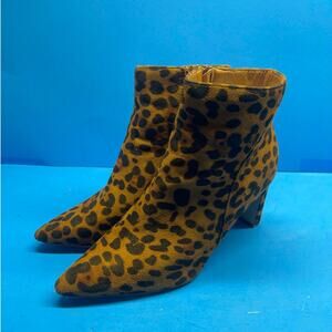 Weeboo Women's Size 8.5 Animal Print Brown Ankle Booties Boots Side Zip
